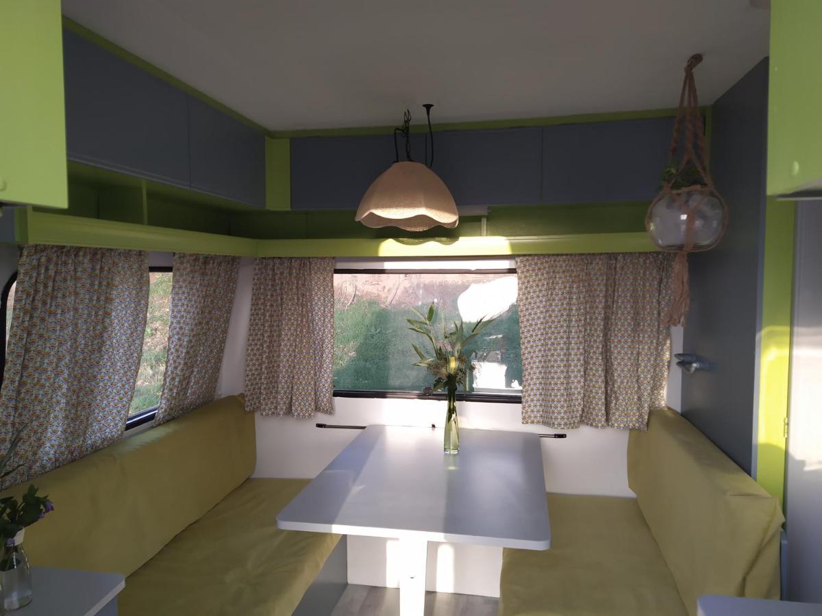 Carazen , Caravane Chauffee Saint-Sylvain-Bellegarde Екстериор снимка